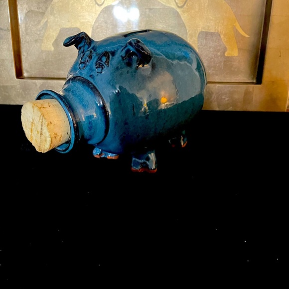 Signed Owens NC pottery piggy bank. Blue glaze - Picture 2 of 10